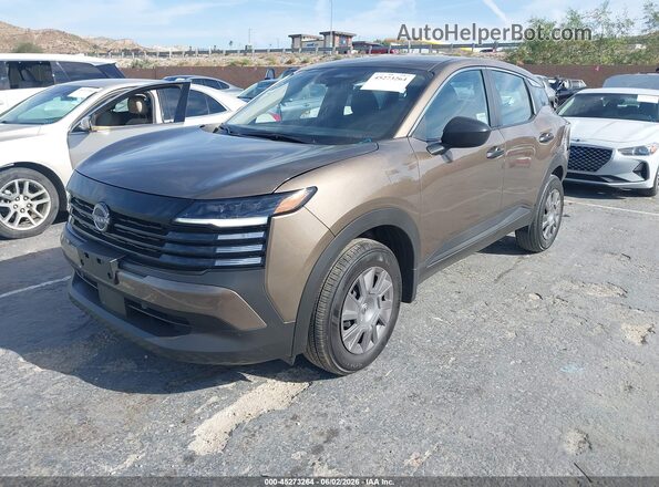 3N8AP6BE9TL367390 2026 NISSAN KICKS Brown Առջևի ձախ երեք քառորդ տեսարան