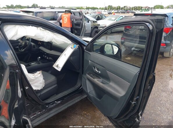 3N8AP6CA0SL418589 2025 NISSAN KICKS Черный Вид салона спереди