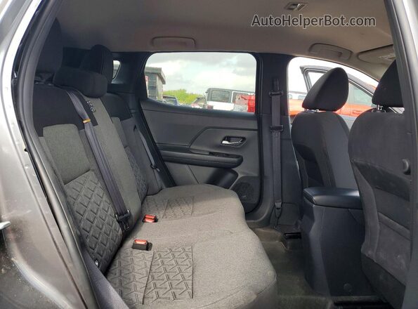 3N8AP6CA1SL346284 2025 NISSAN KICKS Gray Vista de los asientos traseros