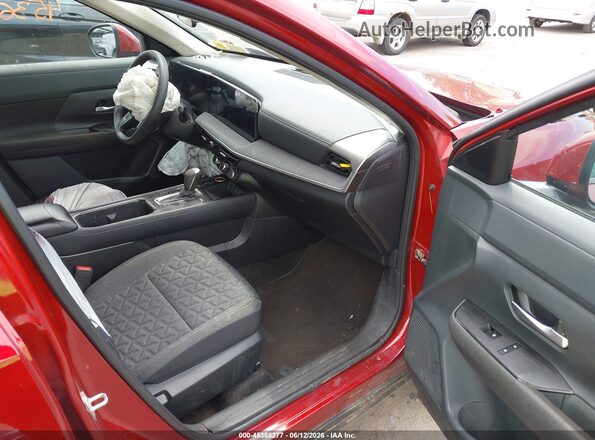 3N8AP6CA4SL300786 2025 NISSAN KICKS Red Սալոնի դիմացի տեսք