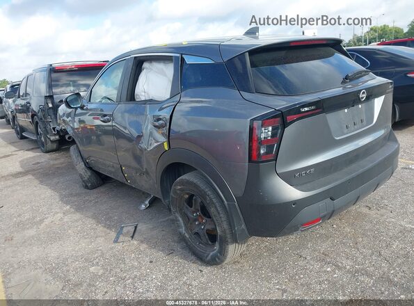 3N8AP6CA6SL396453 2025 NISSAN KICKS Gray Trasero izquierdo
