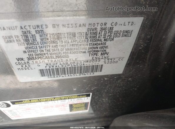 3N8AP6CA6SL396453 2025 NISSAN KICKS Gray Vista del compartimento del motor
