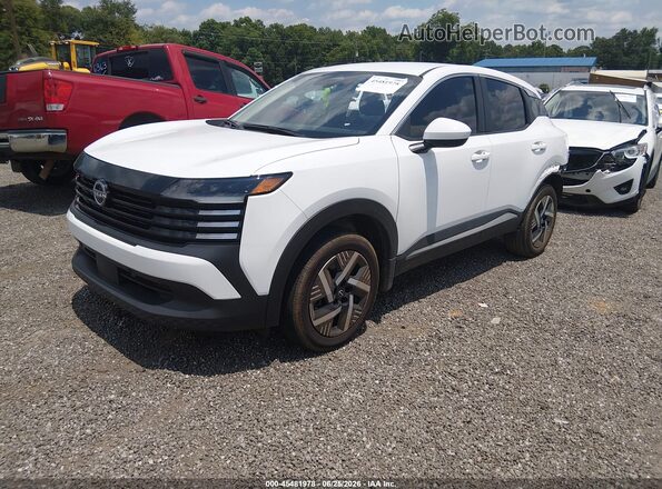 3N8AP6CAXSL358238 2025 NISSAN KICKS Белый Передняя левая четверть