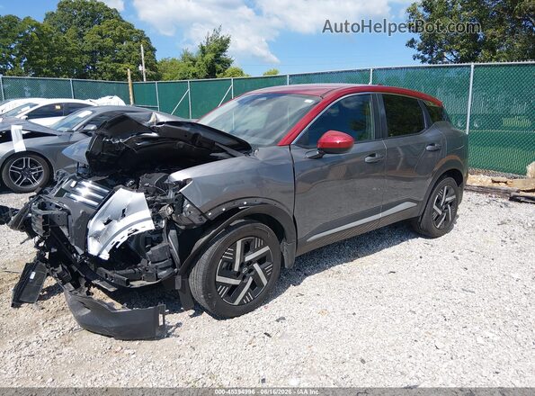 3N8AP6CAXSL394057 2025 NISSAN KICKS Gray Vista tres cuartos delantera izquierda