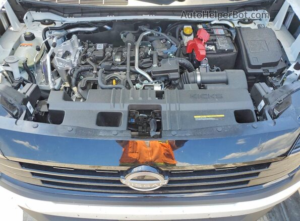 3N8AP6CAXSL433343 2025 NISSAN KICKS White 