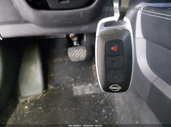 3N8AP6CB0SL312507 2025 NISSAN KICKS Gray Vista del salpicadero