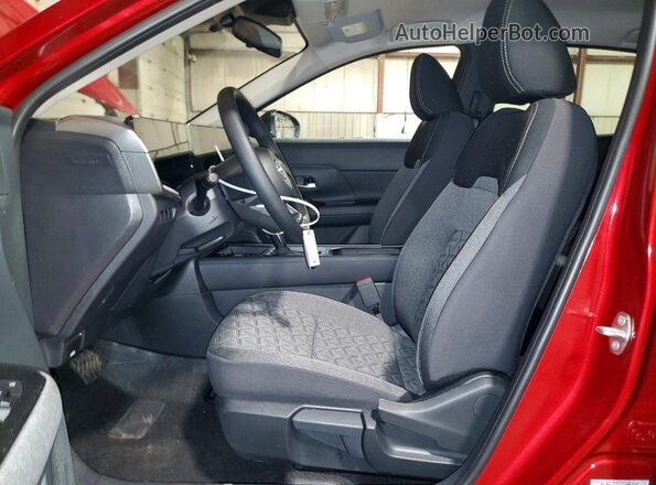 3N8AP6CB0TL321001 2026 NISSAN KICKS Red Widok wnętrza z przodu