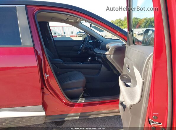 3N8AP6CB1SL357343 2025 NISSAN KICKS Red Вид салону спереду