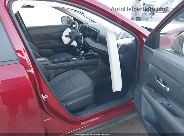 3N8AP6CB1SL385627 2025 NISSAN KICKS Red Front interior view