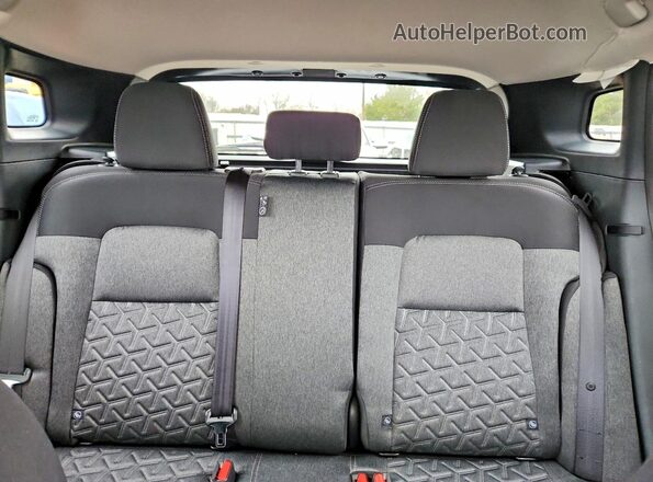 3N8AP6CB1TL312680 2026 NISSAN KICKS Серый Вид задних сидений