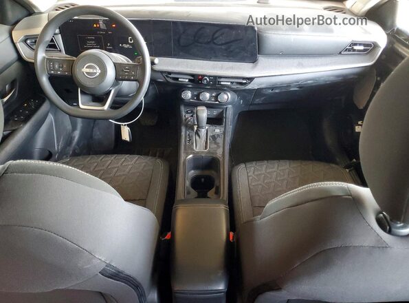 3N8AP6CB2SL405593 2025 NISSAN KICKS Gray Dashboard view