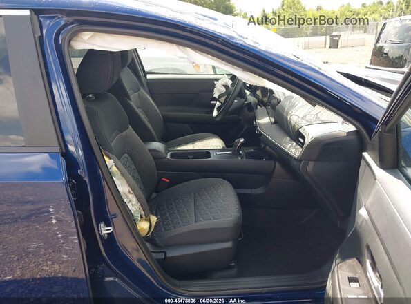 3N8AP6CB2TL371317 2026 NISSAN KICKS Синий Вид салона спереди