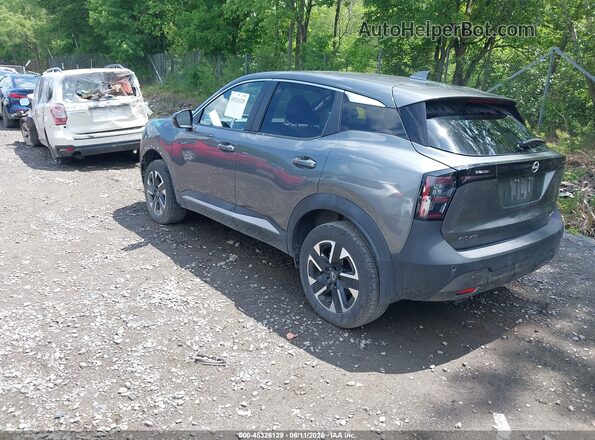 3N8AP6CB5SL426275 2025 NISSAN KICKS Gray Trasero izquierdo