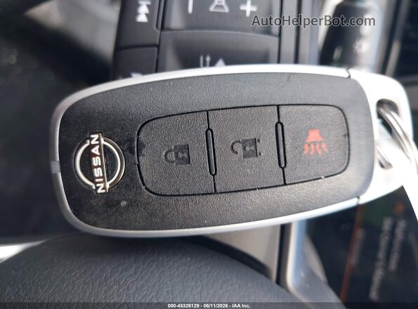 3N8AP6CB5SL426275 2025 NISSAN KICKS Gray Vista del salpicadero