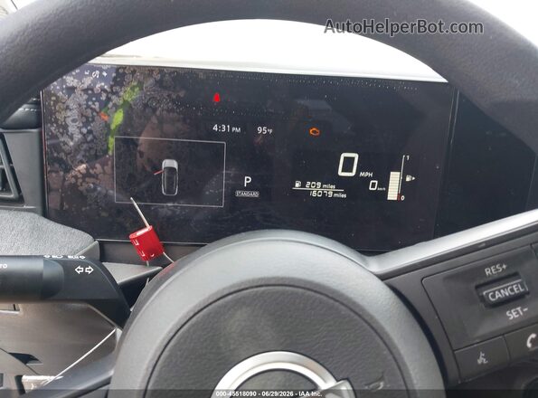 3N8AP6CB6SL408349 2025 NISSAN KICKS Silver Vista de los asientos traseros