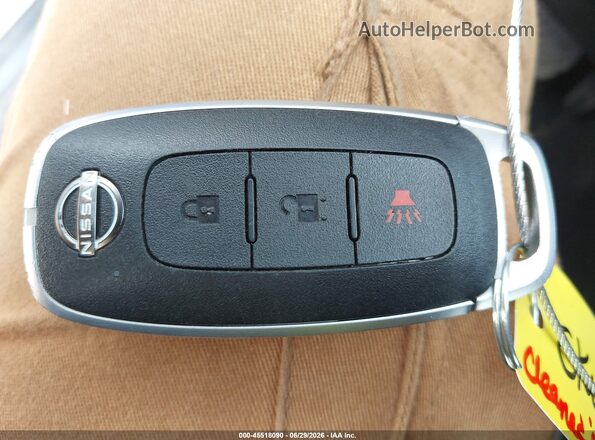 3N8AP6CB6SL408349 2025 NISSAN KICKS Silver Vista del salpicadero