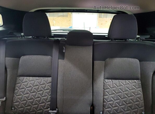 3N8AP6CB6TL381011 2026 NISSAN KICKS Brown Rear seats view