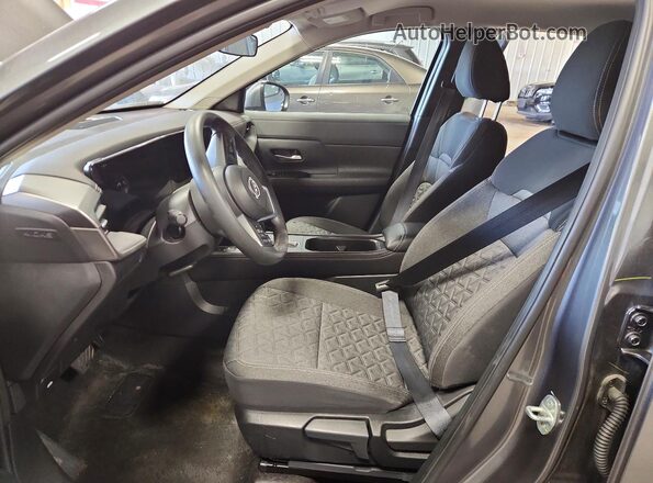 3N8AP6CB7SL350283 2025 NISSAN KICKS Gray Вид салону спереду