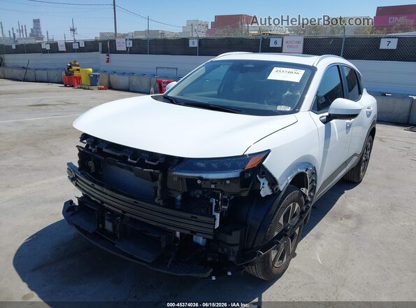 3N8AP6CB7SL440159 2025 NISSAN KICKS White Widok z przodu