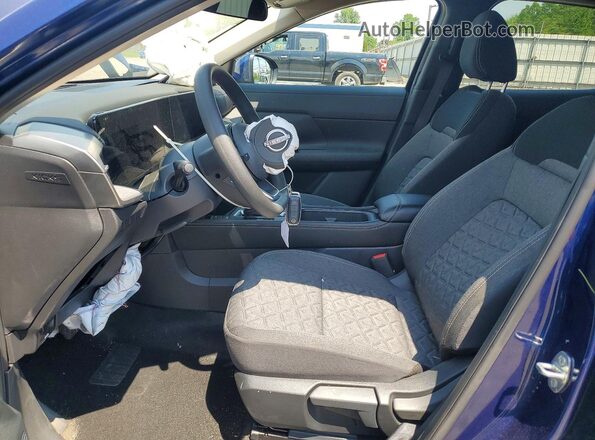 3N8AP6CBXSL326303 2025 NISSAN KICKS Blue წინა სალონის ხედი
