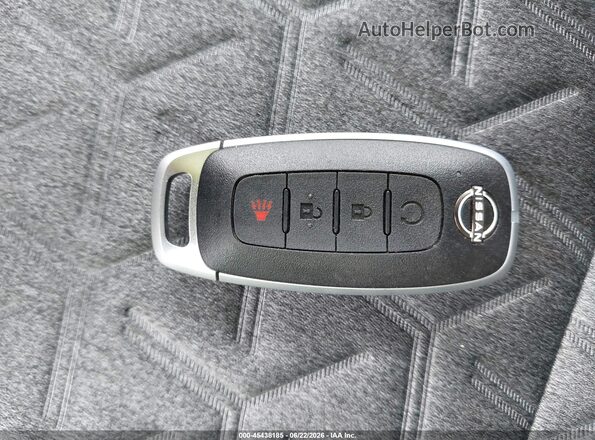 3N8AP6CE2TL326596 2026 NISSAN KICKS Gray წინა პანელის ხედი