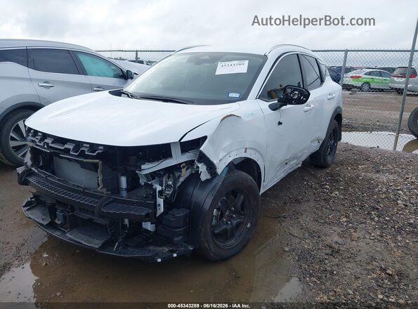 3N8AP6CE2TL329885 2026 NISSAN KICKS White Przód lewy