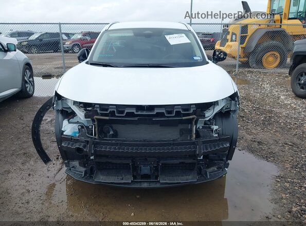 3N8AP6CE2TL329885 2026 NISSAN KICKS White Widok wnętrza z tyłu