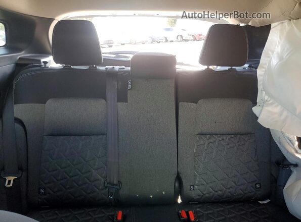 3N8AP6CE4TL369255 2026 NISSAN KICKS White 