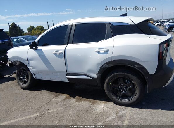 3N8AP6CE4TL411858 2026 NISSAN KICKS White 360 interior view
