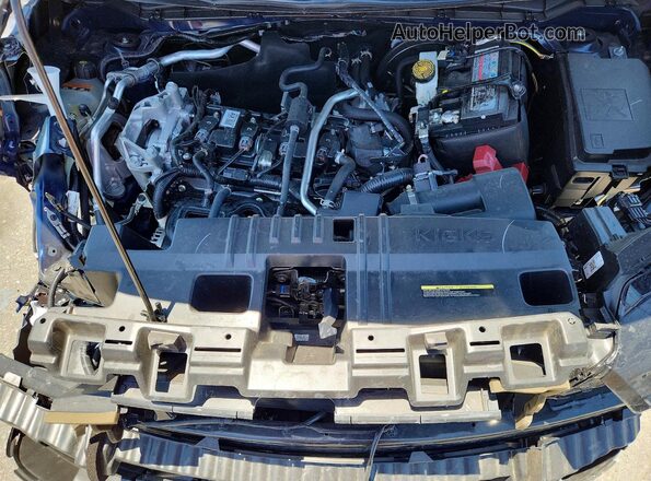 3N8AP6CE5TL310537 2026 NISSAN KICKS Blue Rear interior view