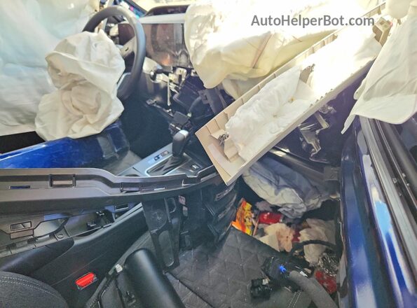 3N8AP6CE5TL310537 2026 NISSAN KICKS Blue Dashboard view