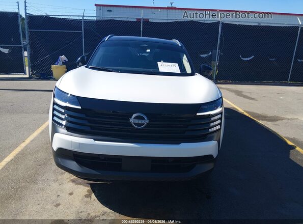 3N8AP6CE7TL352868 2026 NISSAN KICKS White Vista del cuadro de instrumentos