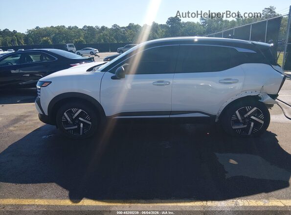 3N8AP6CE7TL352868 2026 NISSAN KICKS White Vista interior de 360 grados