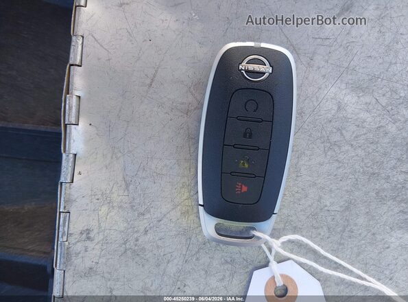 3N8AP6CE7TL352868 2026 NISSAN KICKS White Vista del salpicadero