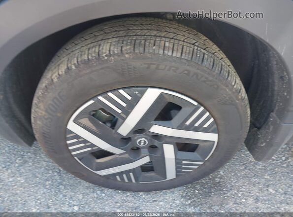 3N8AP6CE7TL369413 2026 NISSAN KICKS Gray Вид щитка приладів