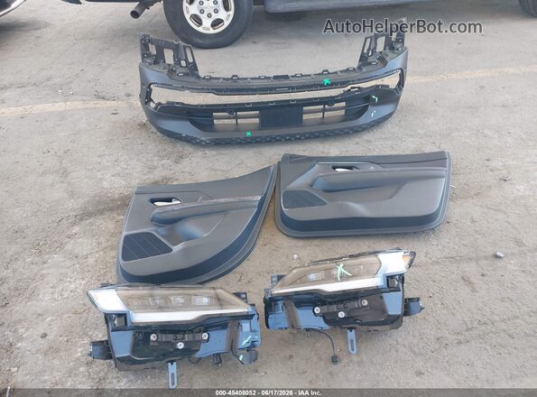 3N8AP6DA2SL363769 2025 NISSAN KICKS Gray ხელსაწყოთა პანელის ხედი