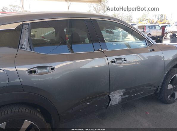 3N8AP6DA2SL363769 2025 NISSAN KICKS Gray სალონის 360-გრადუსიანი ხედი