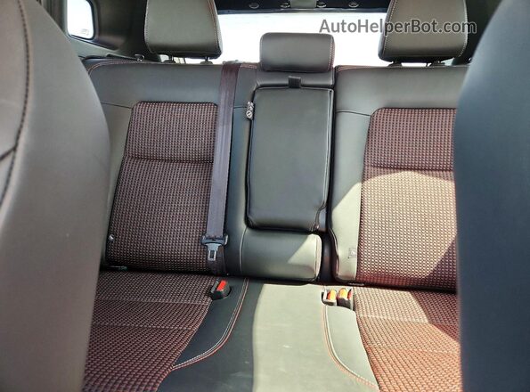 3N8AP6DA4SL406024 2025 NISSAN KICKS Black Вид задніх сидінь