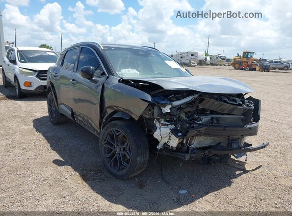 3N8AP6DA6SL349695 2025 NISSAN KICKS Gray წინა ხედი