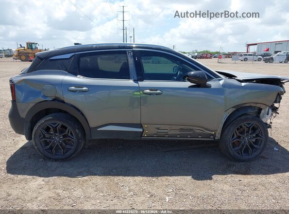 3N8AP6DA6SL349695 2025 NISSAN KICKS Gray სალონის 360-გრადუსიანი ხედი