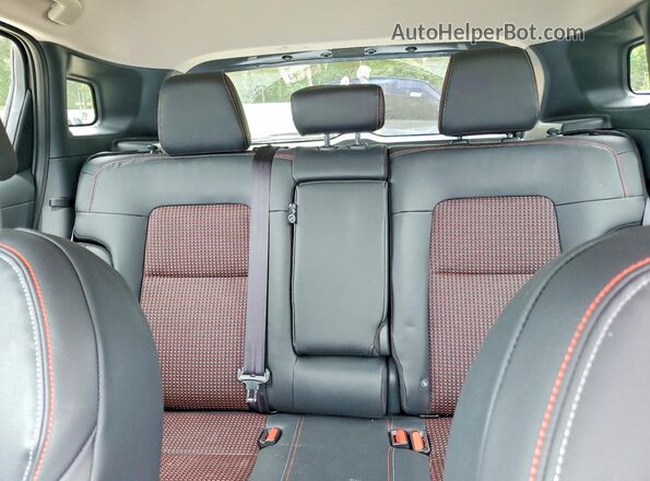 3N8AP6DA6TL307481 2026 NISSAN KICKS Gray Հետևի նստատեղերի տեսք
