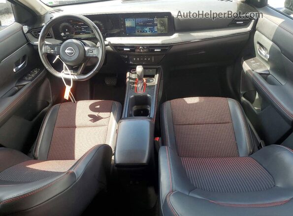 3N8AP6DA9SL341171 2025 NISSAN KICKS Black Vista del salpicadero
