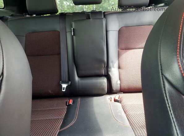 3N8AP6DA9SL341171 2025 NISSAN KICKS Black Vista de los asientos traseros