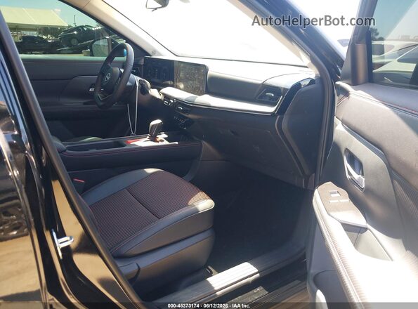 3N8AP6DAXSL419084 2025 NISSAN KICKS Black Вид салону спереду
