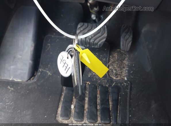 3N8AP6DB0SL362631 2025 NISSAN KICKS Черный Вид панели приборов