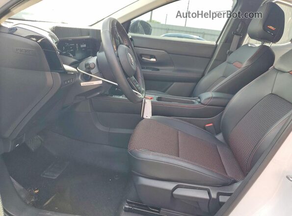 3N8AP6DC0SL368051 2025 NISSAN KICKS White 