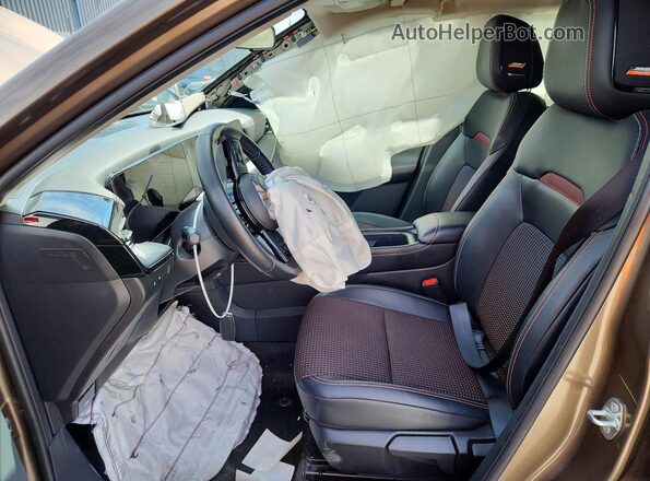 3N8AP6DD6SL313421 2025 NISSAN KICKS Brown 
