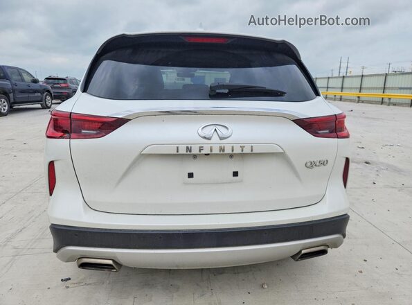 3PCAJ5BA0RF114292 2024 INFINITI QX50 White Вид ззаду
