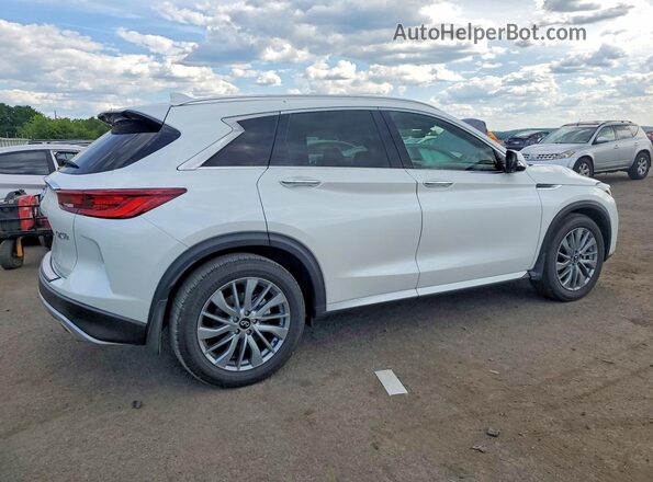 3PCAJ5BB3SF110347 2025 INFINITI QX50 Белый Задняя правая четверть