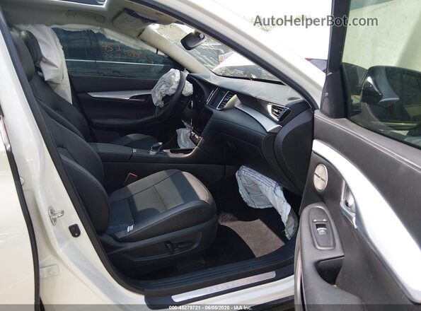 3PCAJ5CB6MF114572 2021 INFINITI QX50 White Front interior view